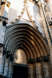 standortanalysen und destinationsentwicklung sind tore und pforten für zufriedenere touristen und bewohner